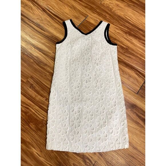 Amadi White Floral Eyelet Shift Dress Small - Picture 3 of 5